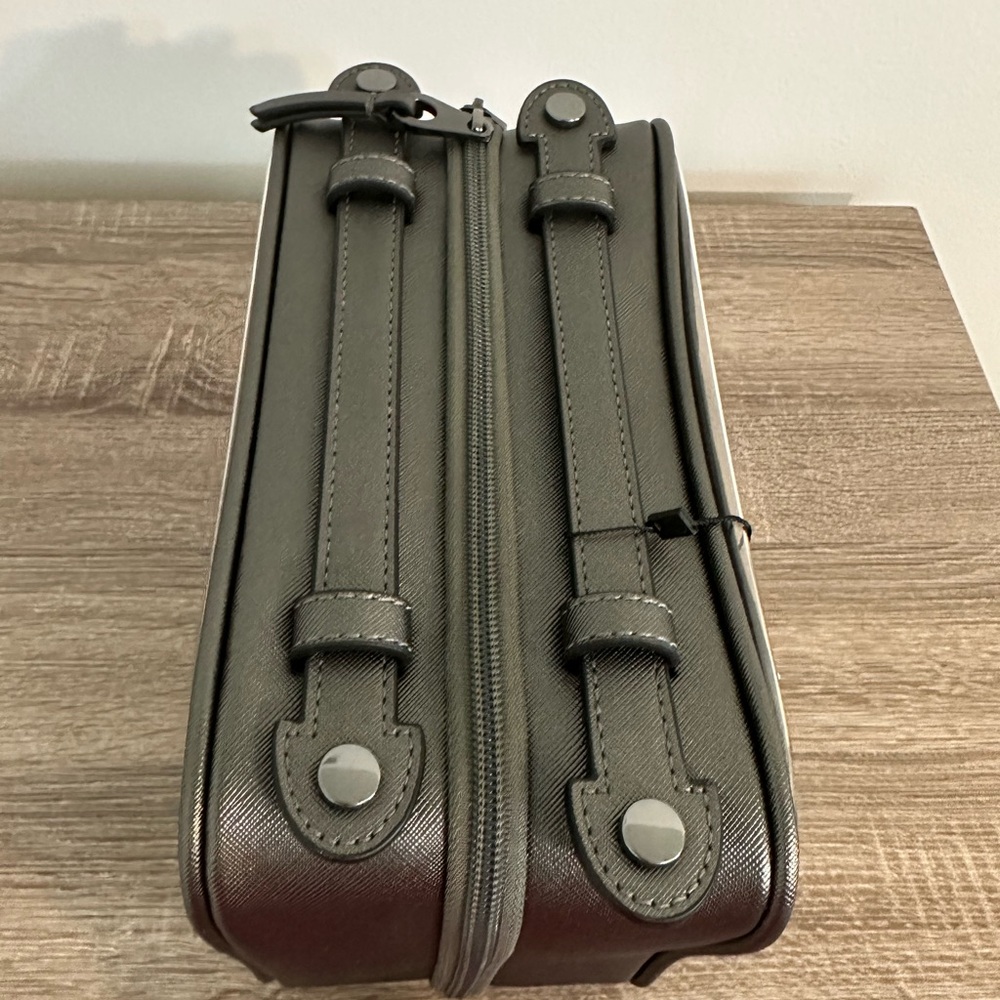 Calpak Medium Clear Cosmetics Case NWT Dark Grey - Picture 4 of 4